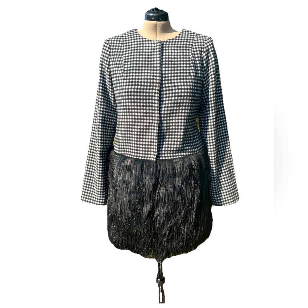 ELLE Houndstooth Jacket with Faux Fur Trim Womens Sz 12 Soft Flannel Type Fabric